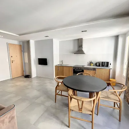 Bat2 - Cannes, Carre D'or, Beau 2 Pieces Apartman *